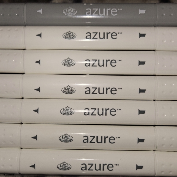 Azure, 6 Dual Tip Professional Markers in Primary Colors with Blender Marker - Picture 3 of 5